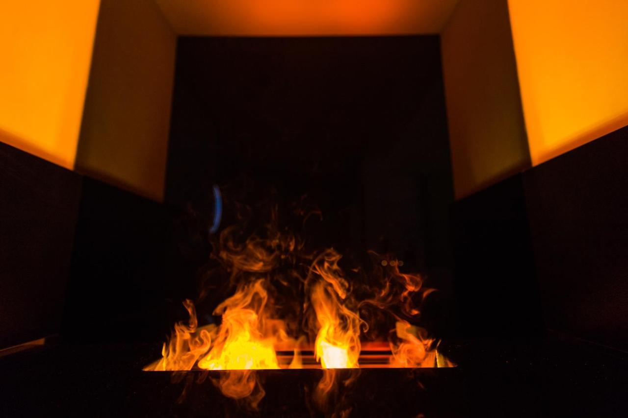 Apartment Plaza ----Wallbox 11Kw 16A ----- Private Spa- Jacuzzi, Infrared Sauna, Luxury Massage Chair, Parking, Entry With Pin 0 - 24H, Free Cancellation 24 Hours Before Check In Slavonski Brod Exteriér fotografie
